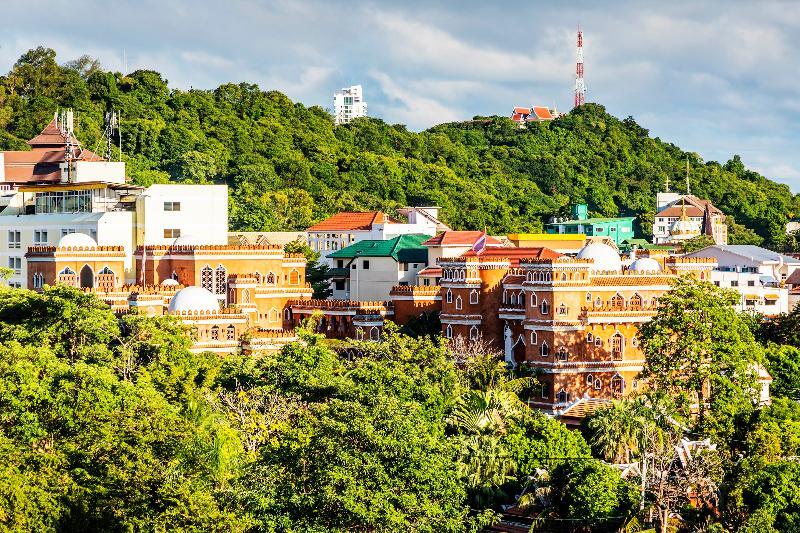 Hotel The Rizin Pattaya Exteriér fotografie